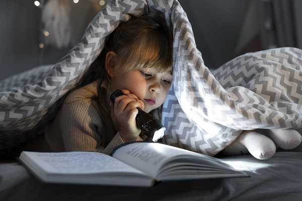 The Role of Bedtime Stories in Building Imagination